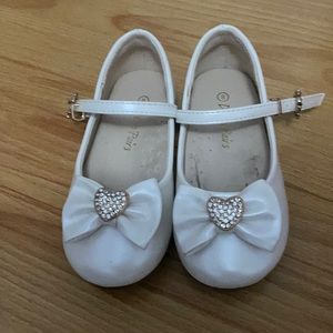 Flower girl shoes size 8